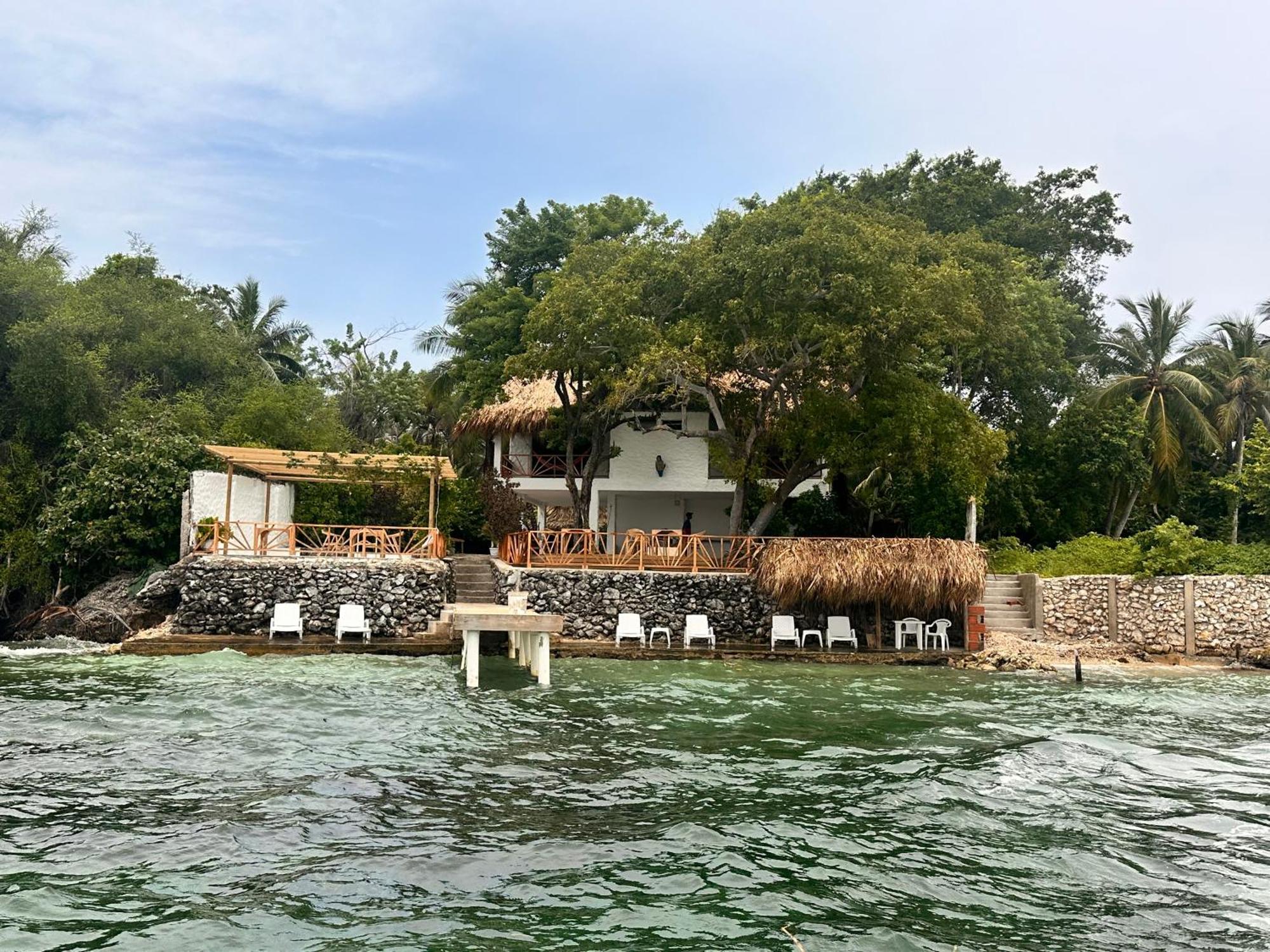 Orika Del Mar Hotel Исла Гранде Екстериор снимка
