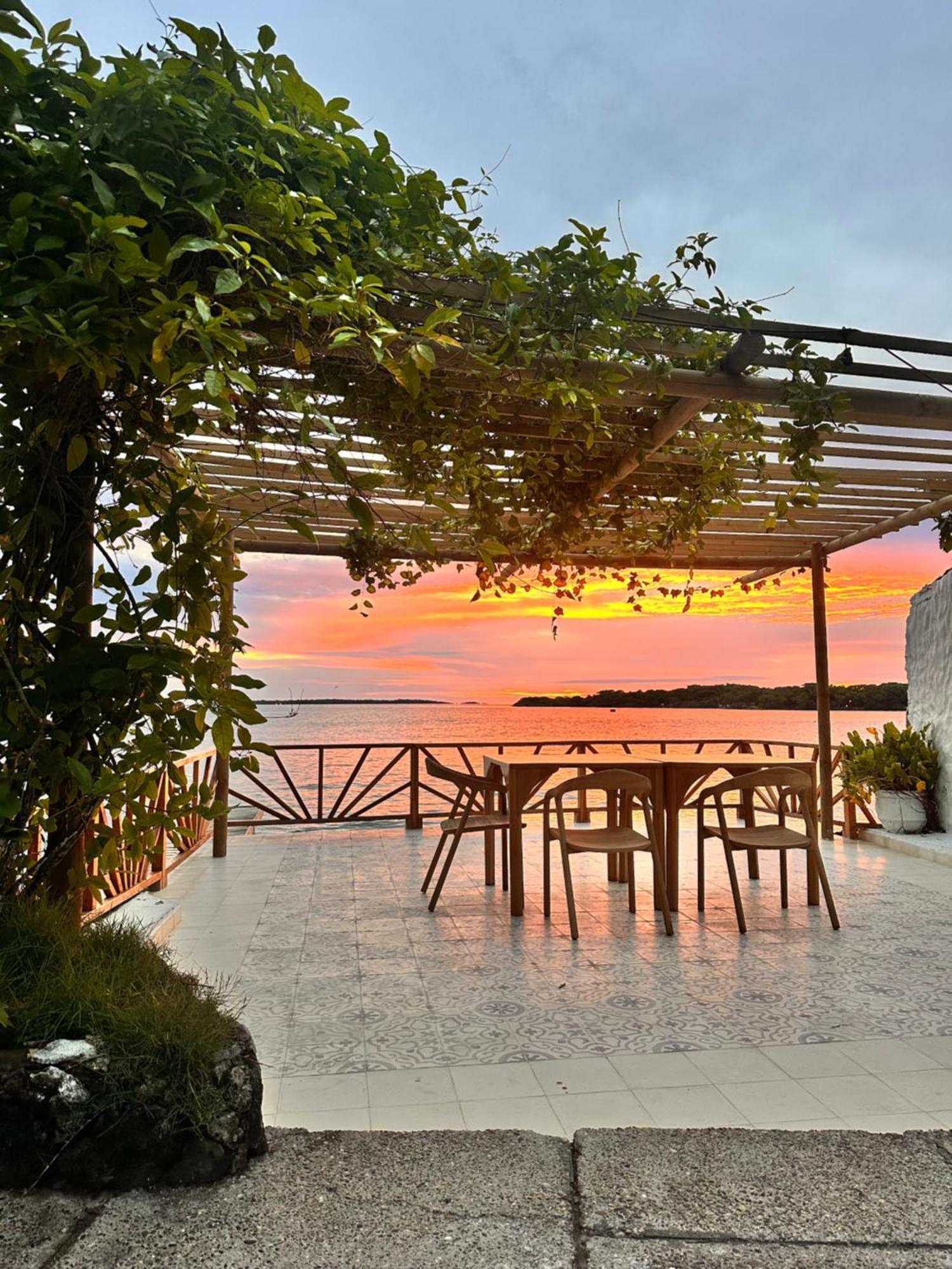 Orika Del Mar Hotel Исла Гранде Екстериор снимка