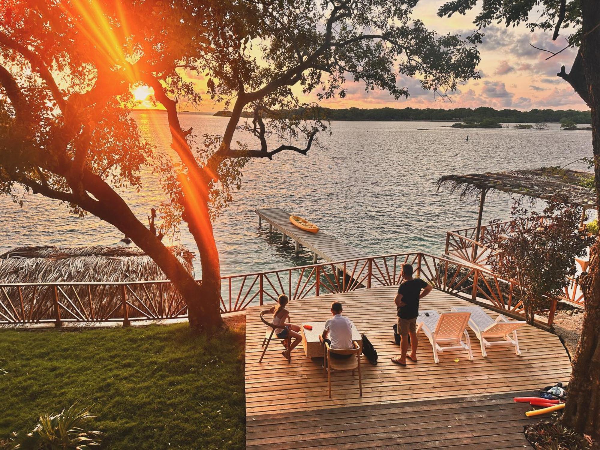 Orika Del Mar Hotel Исла Гранде Екстериор снимка