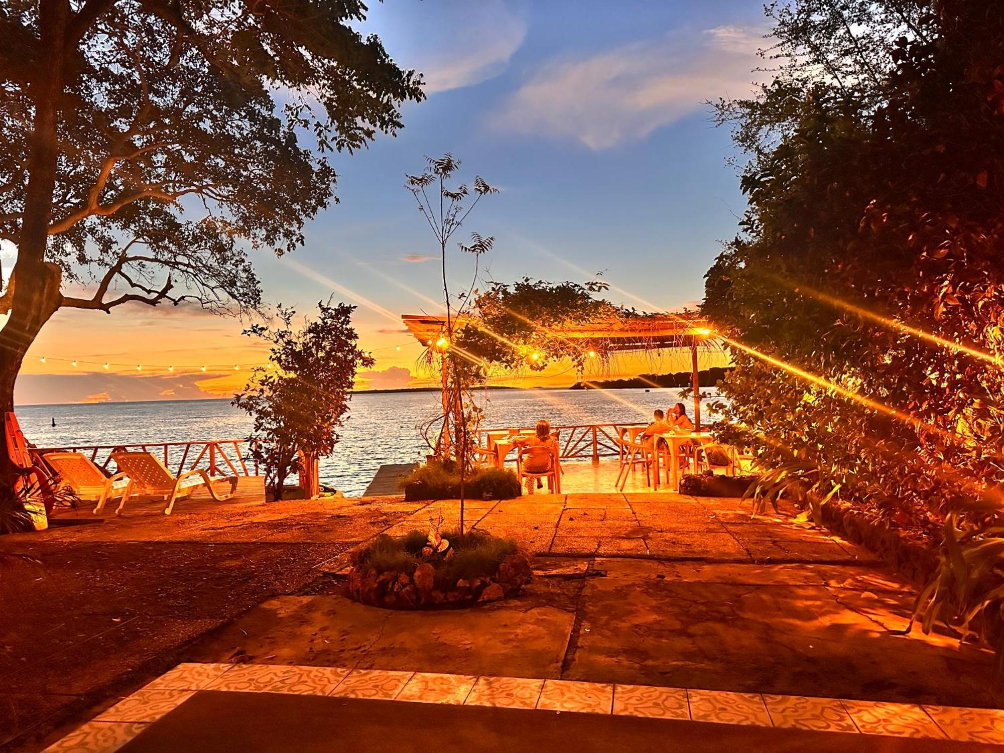 Orika Del Mar Hotel Исла Гранде Екстериор снимка